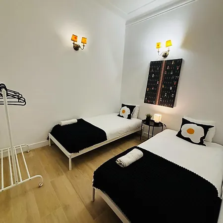 Hostel Location For Tourists, Centre *