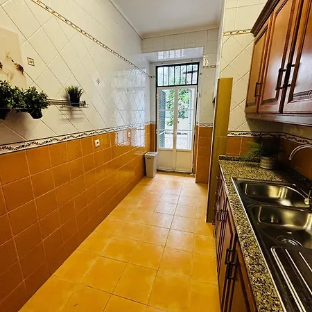 Location For Tourists, Centre 리스본