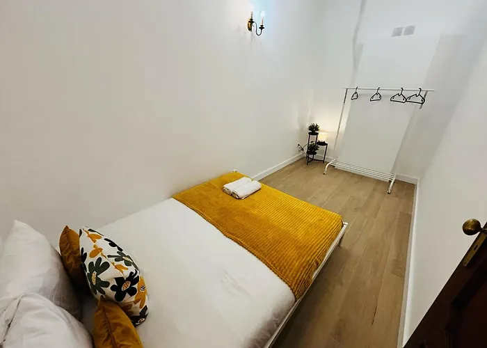 Location For Tourists, Centre Hostel