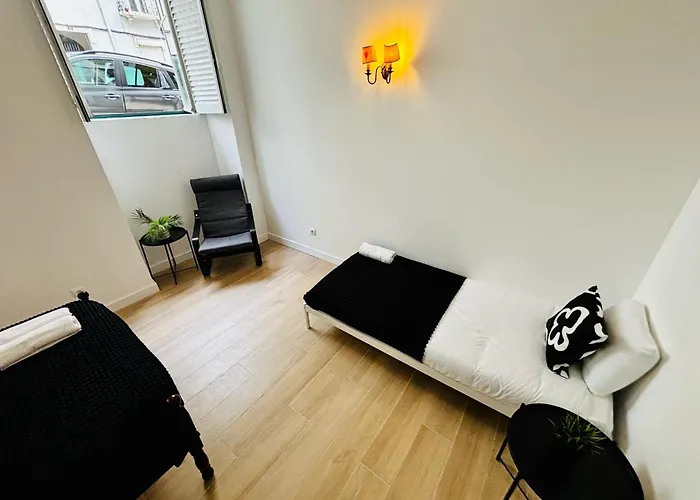 Location For Tourists, Centre Hostel *