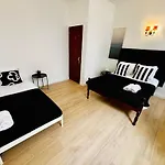 Albergue Location For Tourists, Centre *
