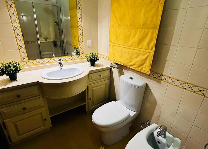 Albergue Location For Tourists, Centre *