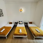 Location For Tourists, Centre Hostel *