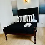 Location For Tourists, Centre Hostel Lisboa